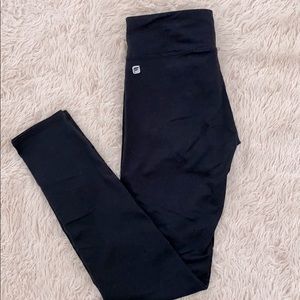 Black full length fabletics leggings
